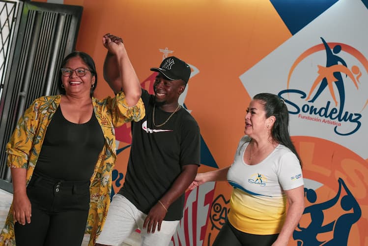 Sondeluz Escuela y Academia de Baile